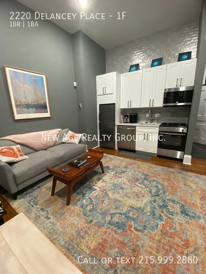 Building Photo - 2220 Delancey Pl