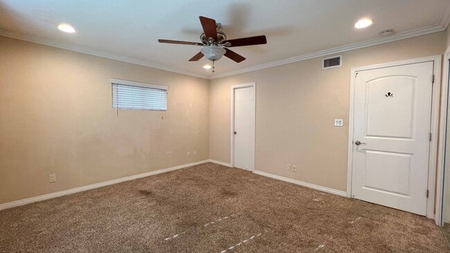 Building Photo - 5635 Urban Dr