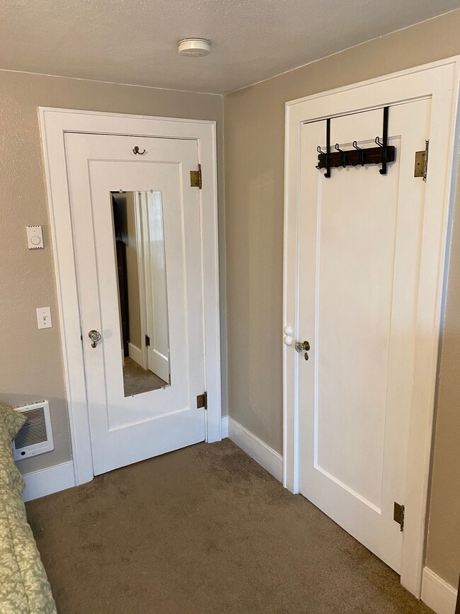 Bedroom and closet door - 419 NW 16th St