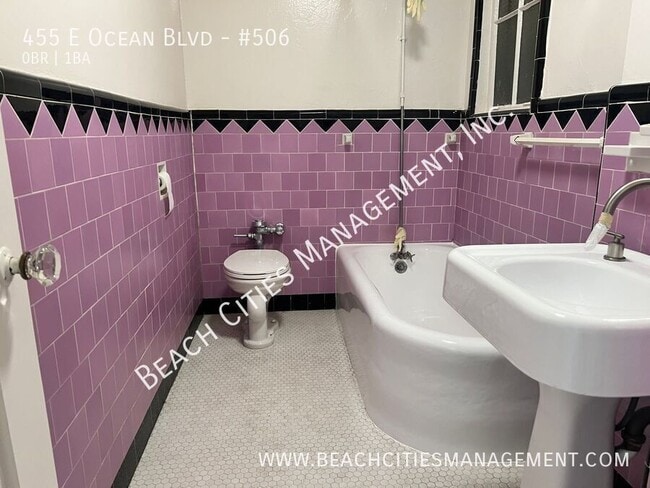 Building Photo - 455 E Ocean Blvd