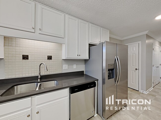 Building Photo - 108 MacBeth Cir