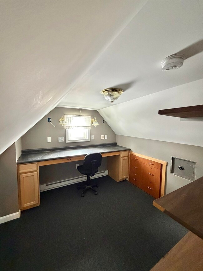 Building Photo - 62 Webster St