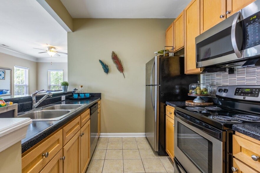 Worthington Apartments and Townhomes 1526 Flat River Dr Charlotte NC