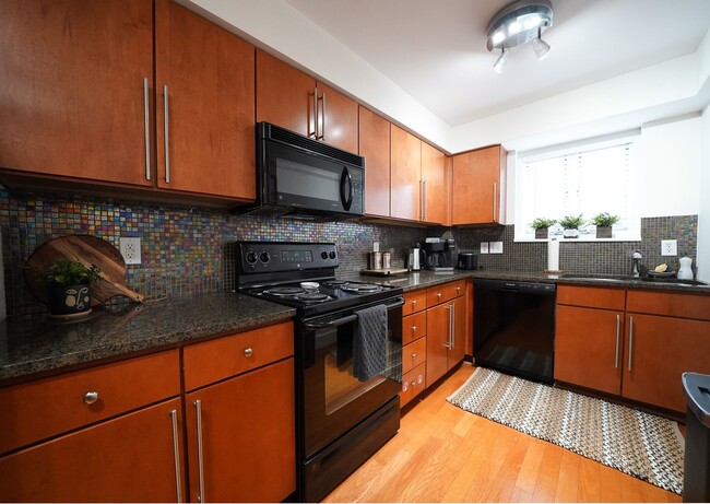 Building Photo - The Grove -Fully furnished-all Utilities -...