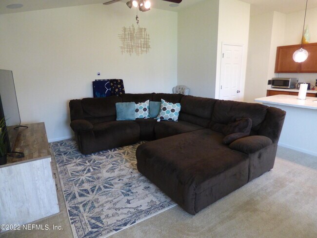 Building Photo - 313 Bluejack Ln