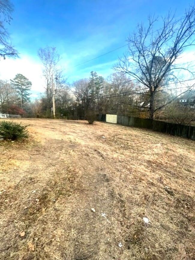 Building Photo - Newly Renovated Home In Raleigh