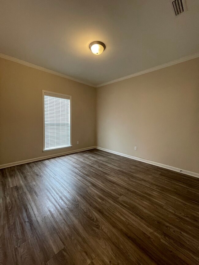 Building Photo - 407 Cotton Ridge Ln