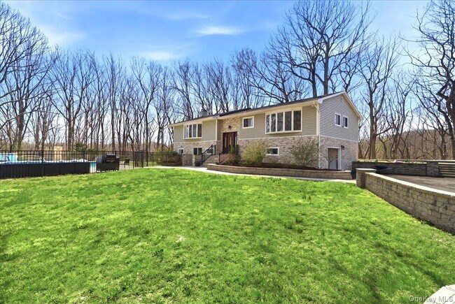 Building Photo - 263 Oyster Bay Road