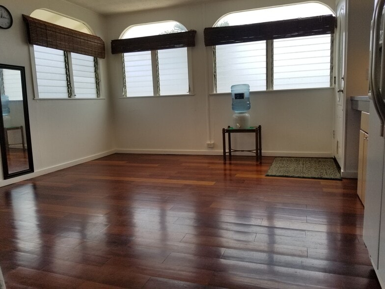 Building Photo - 1675 Malakia Street Unit #2
