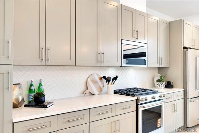 Building Photo - 16 Oneida Ct