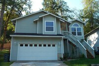 Building Photo - 3 Bed, 2 Bath Sudden Valley Home with Natu...