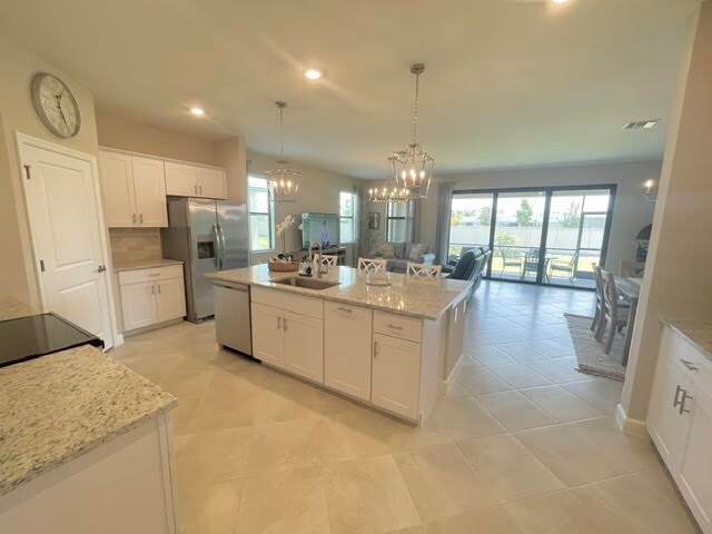Building Photo - 1464 Saddlewood Cir
