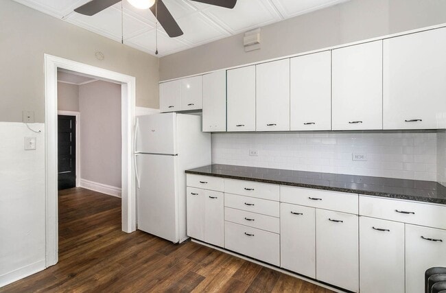 Building Photo - 3 bedroom home Section 8 Approved!
