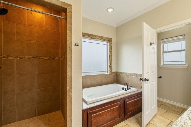 Building Photo - 104 Running Bear Trail