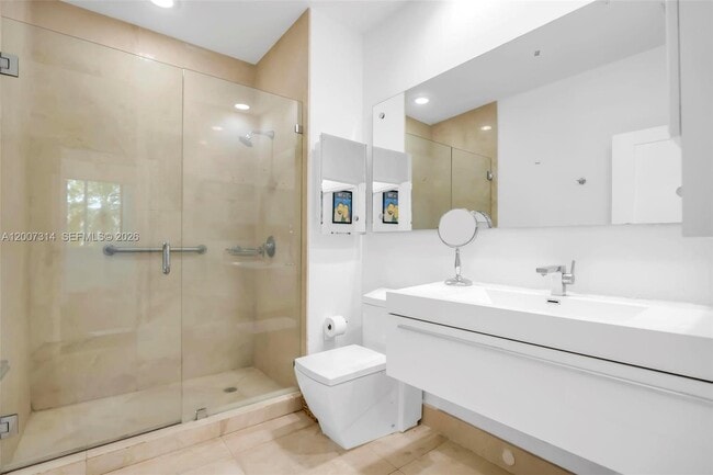 Building Photo - 2775 NE 187th St