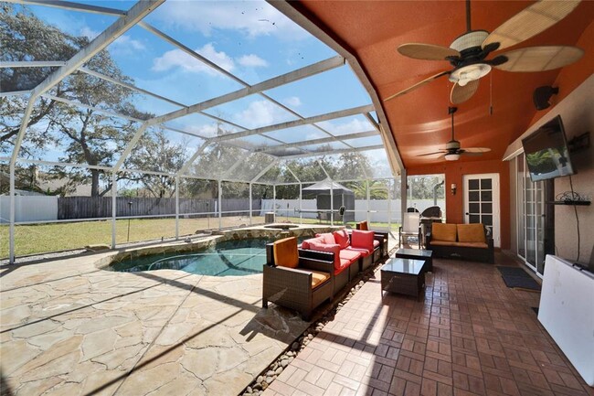 Building Photo - 18507 Country Crest Pl