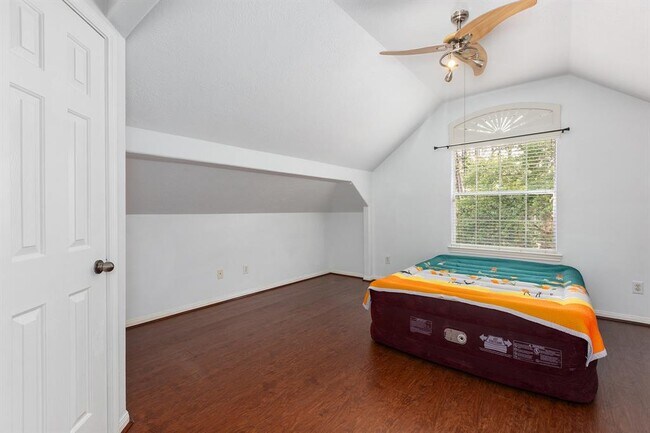 Building Photo - 18714 Racquet Sports Way