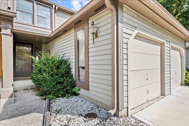 Building Photo - 11528 Sunset Cove Ln