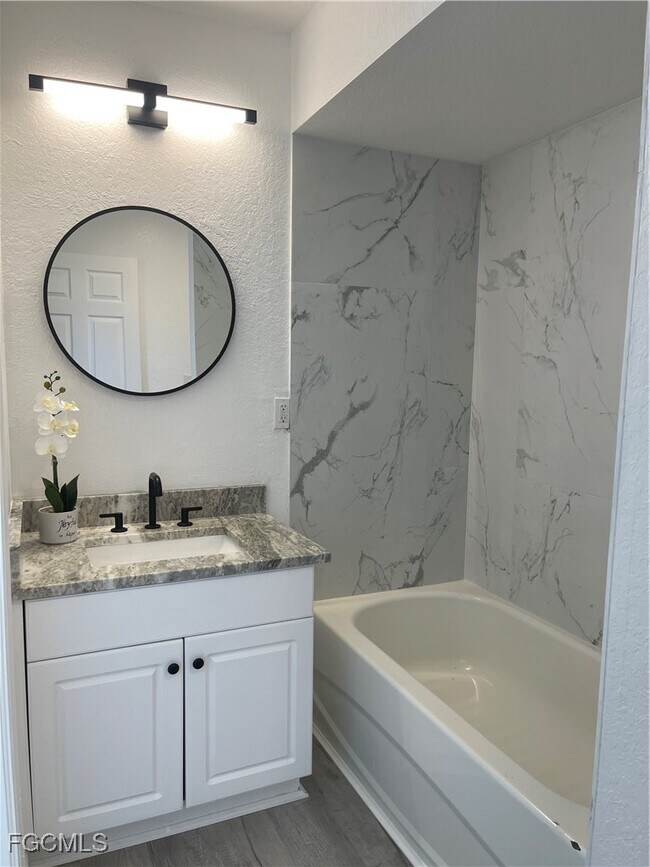 Building Photo - 2446 SW Embers Terrace