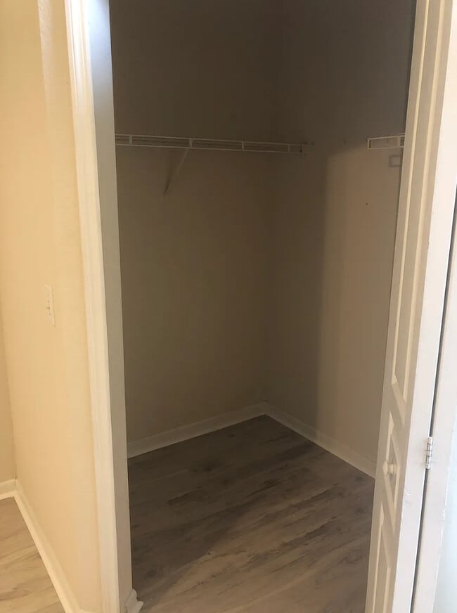 Building Photo - 17112 Carrington Park Dr