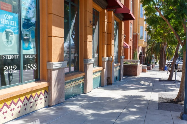 Building Photo - 2400 Fifth Ave