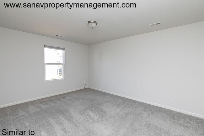 Building Photo - 229 Maple Ave