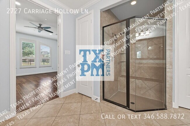 Building Photo - 2727 Carriage Hollow Ln