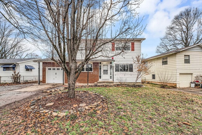 Building Photo - 603 E Greenwood St