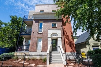 Building Photo - 1721 Marion