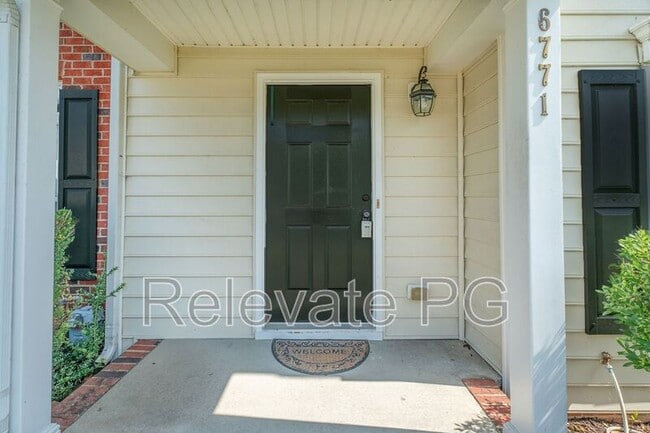 Building Photo - 6771 S Grand Brook Cir