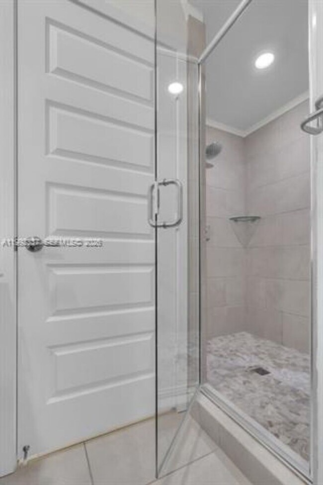 Building Photo - 8363 NW 41st St