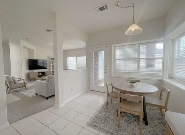 Building Photo - 18807 Harbor Key Cir