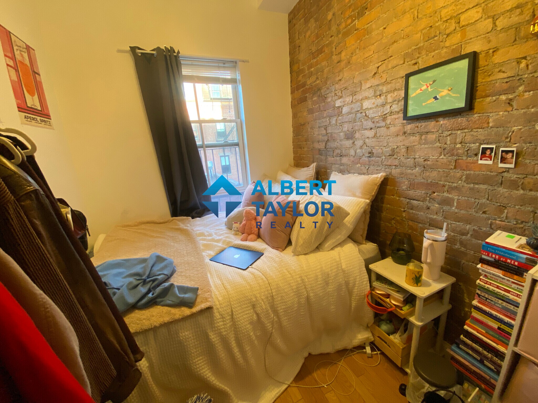 Building Photo - 243 Northampton St