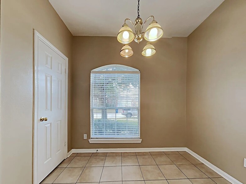 Building Photo - 17214 April Valley Ct
