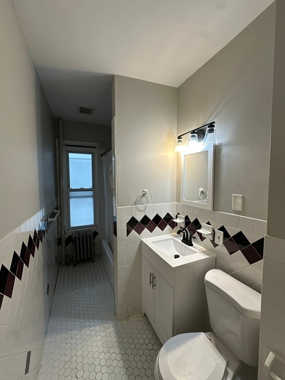 Building Photo - 94 Lonsdale St