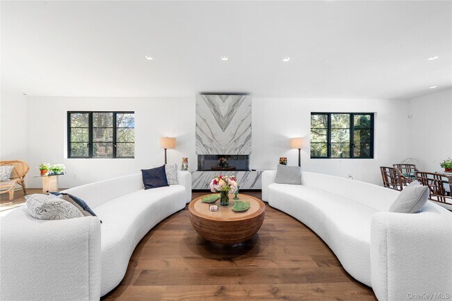 Building Photo - 15 Atterbury Rd