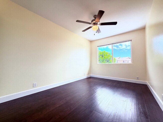 Building Photo - Spacious 4BR Home in Ewa by Gentry – Elect...