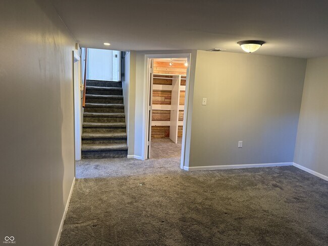 Building Photo - 209 Blairsden Ave