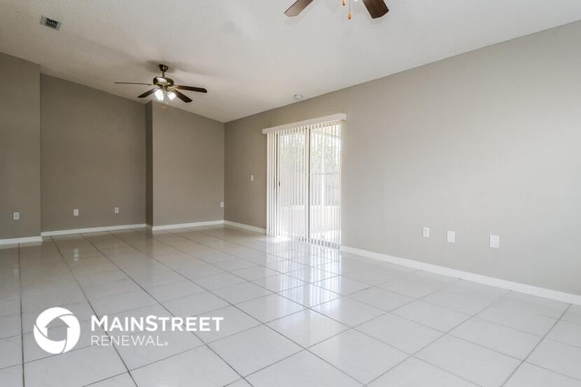 Building Photo - 7360 Lawn Tennis Ln