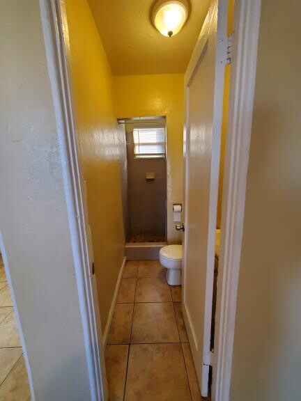 Building Photo - 105 E 8th St