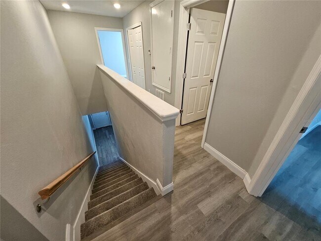 Building Photo - 1005 N Tangerine St