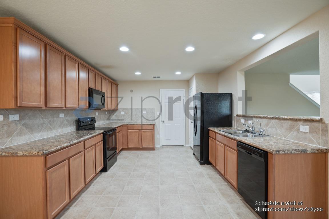 Building Photo - 11709 Silver Sky