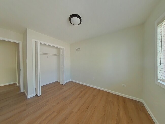 Building Photo - 3519 Princeton Ave