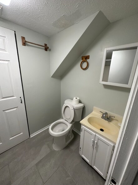 Building Photo - 4458 Tarragon Ln