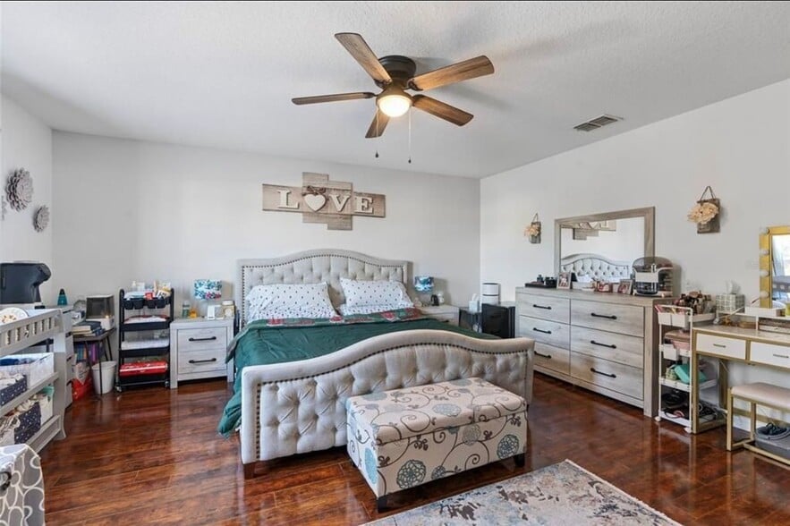 Building Photo - 3204 Whitley Bay Ct