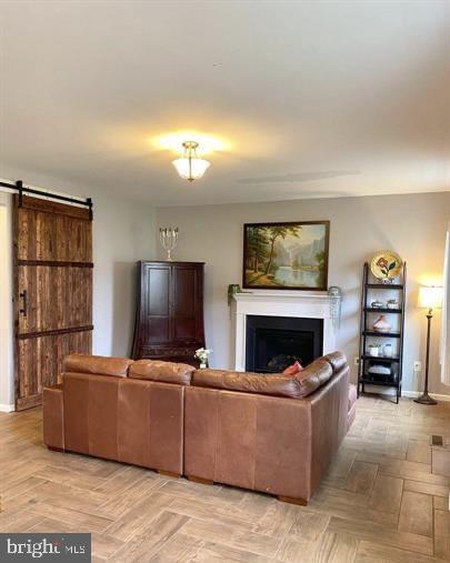 Building Photo - 9411 Wood Creek Cir