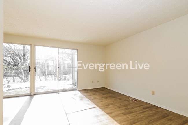 Building Photo - coming soon