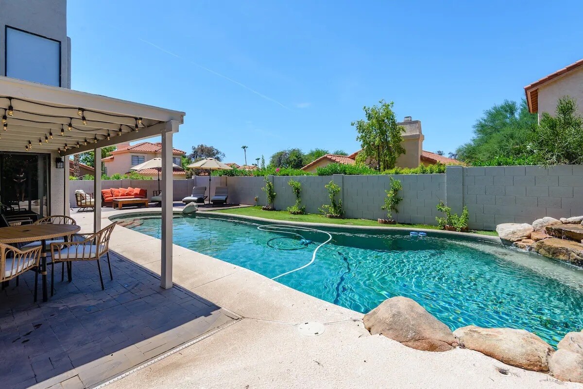 Building Photo - 13597 N 102nd Pl