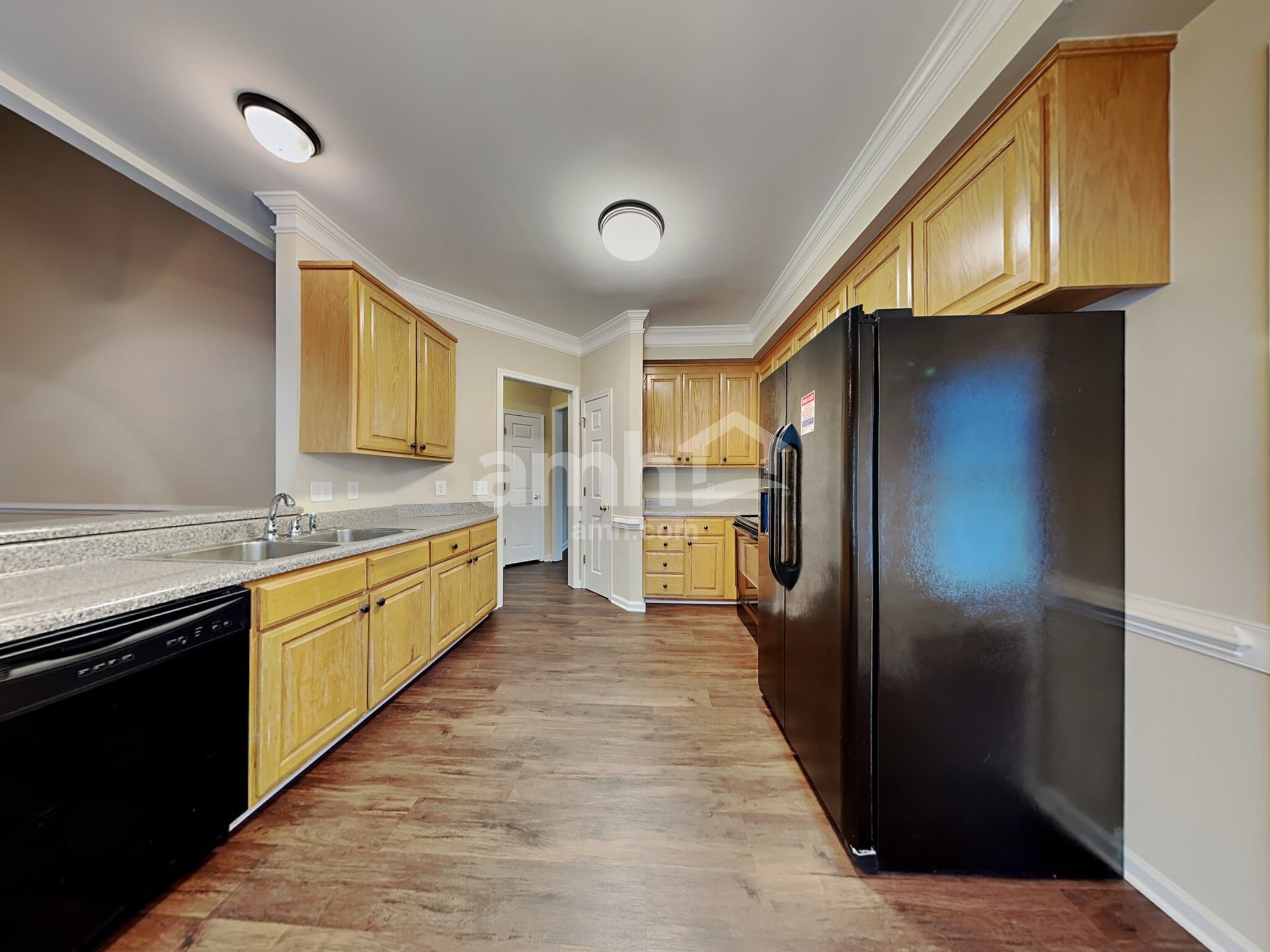 Building Photo - 1305 Groveland Trl