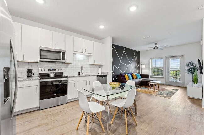 Building Photo - 14533 Star Water Rd